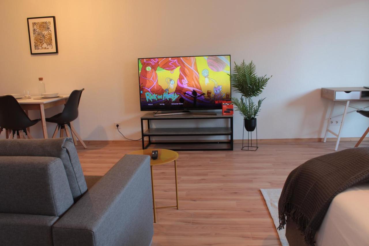 Apartmán Zentral. Stylisch. Balkon & Parkplatz. Netflix Holzgerlingen Exteriér fotografie